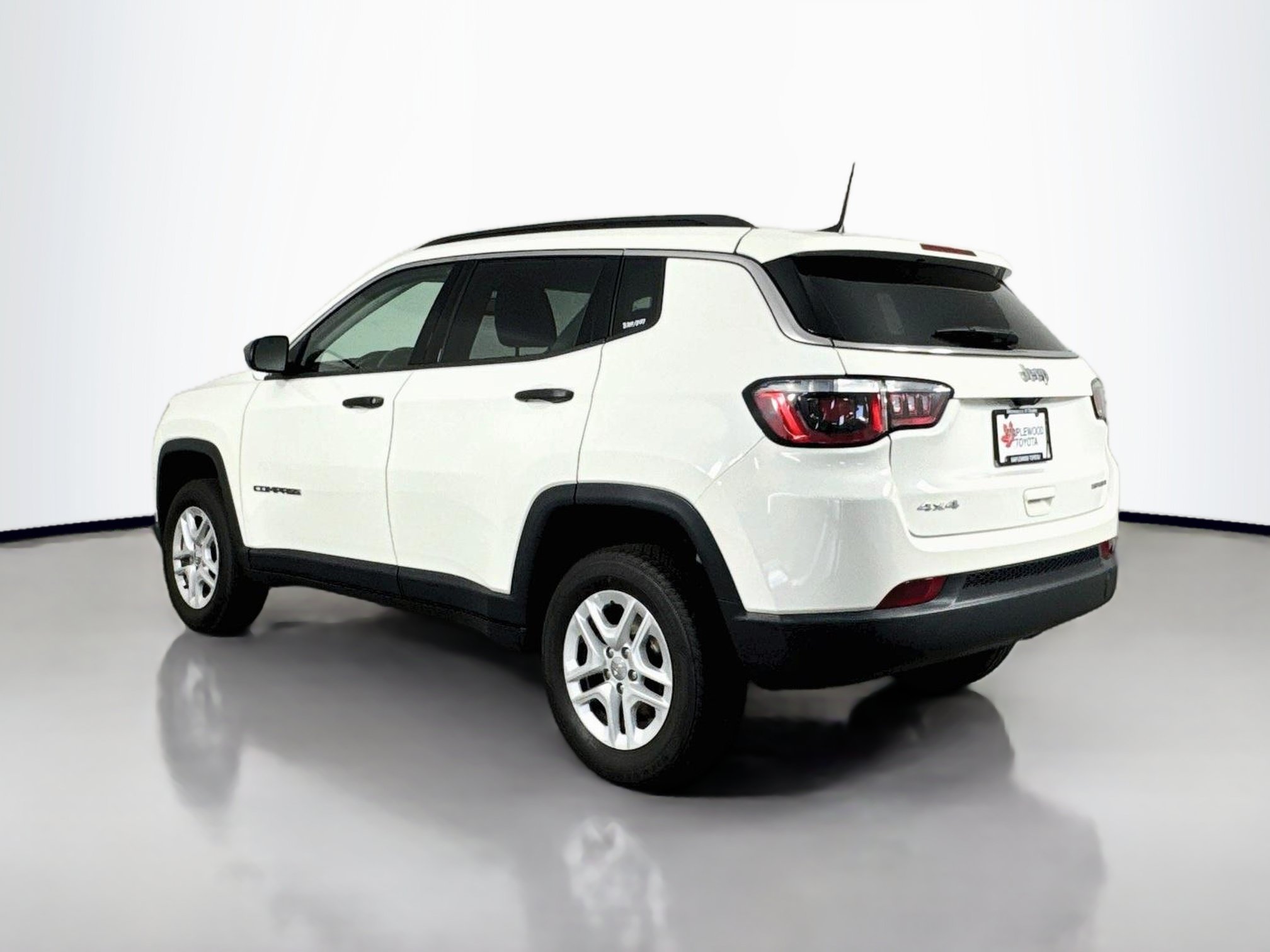 Used 2019 Jeep Compass Sport AWD/4WD image 5