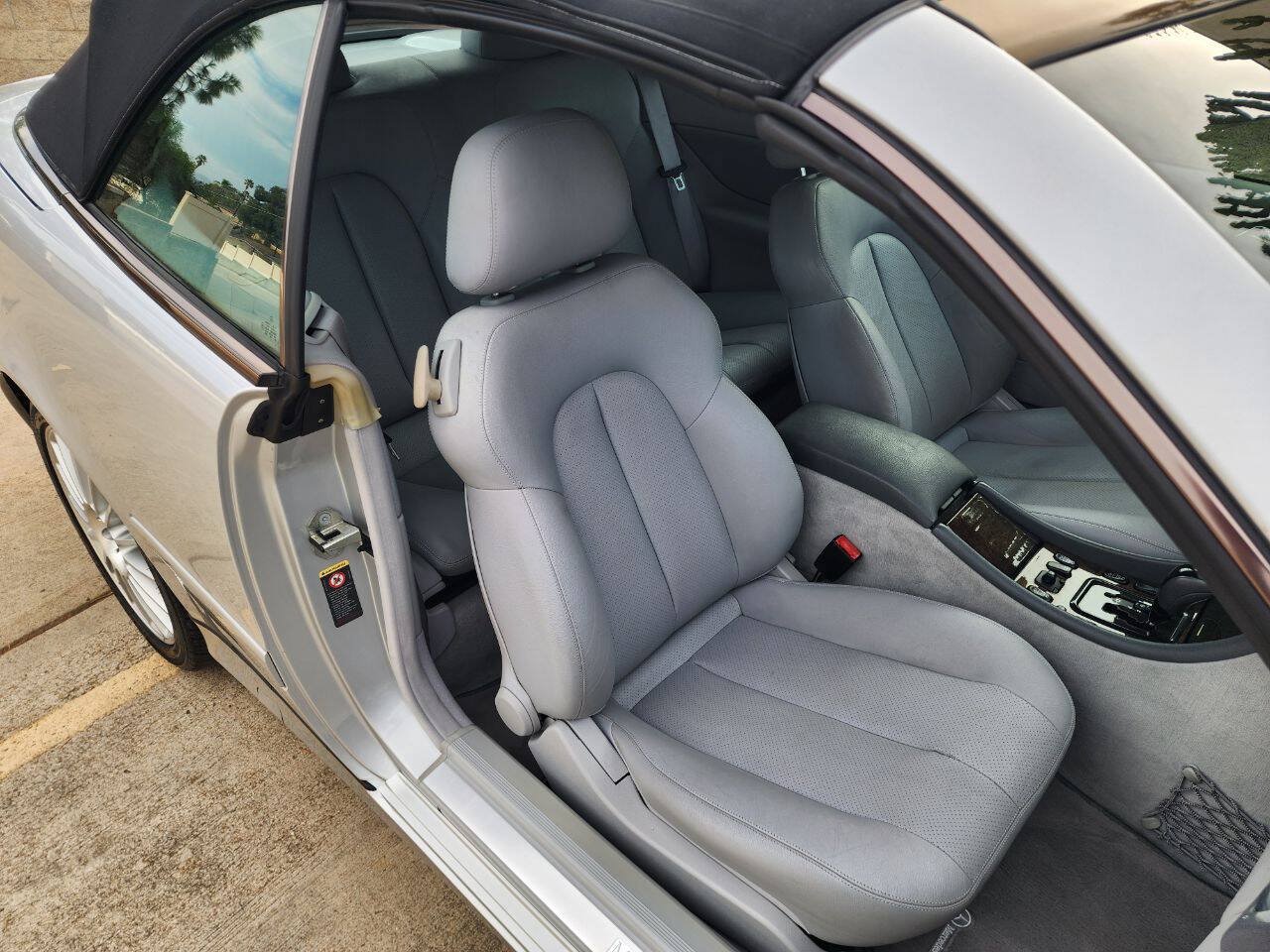 Used 2003 Mercedes-Benz CLK 320 Cabriolet image 22