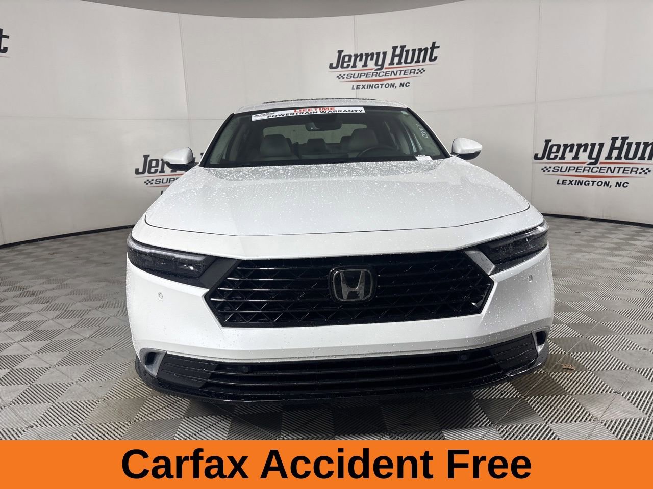 Used 2025 Honda Accord Touring image 3