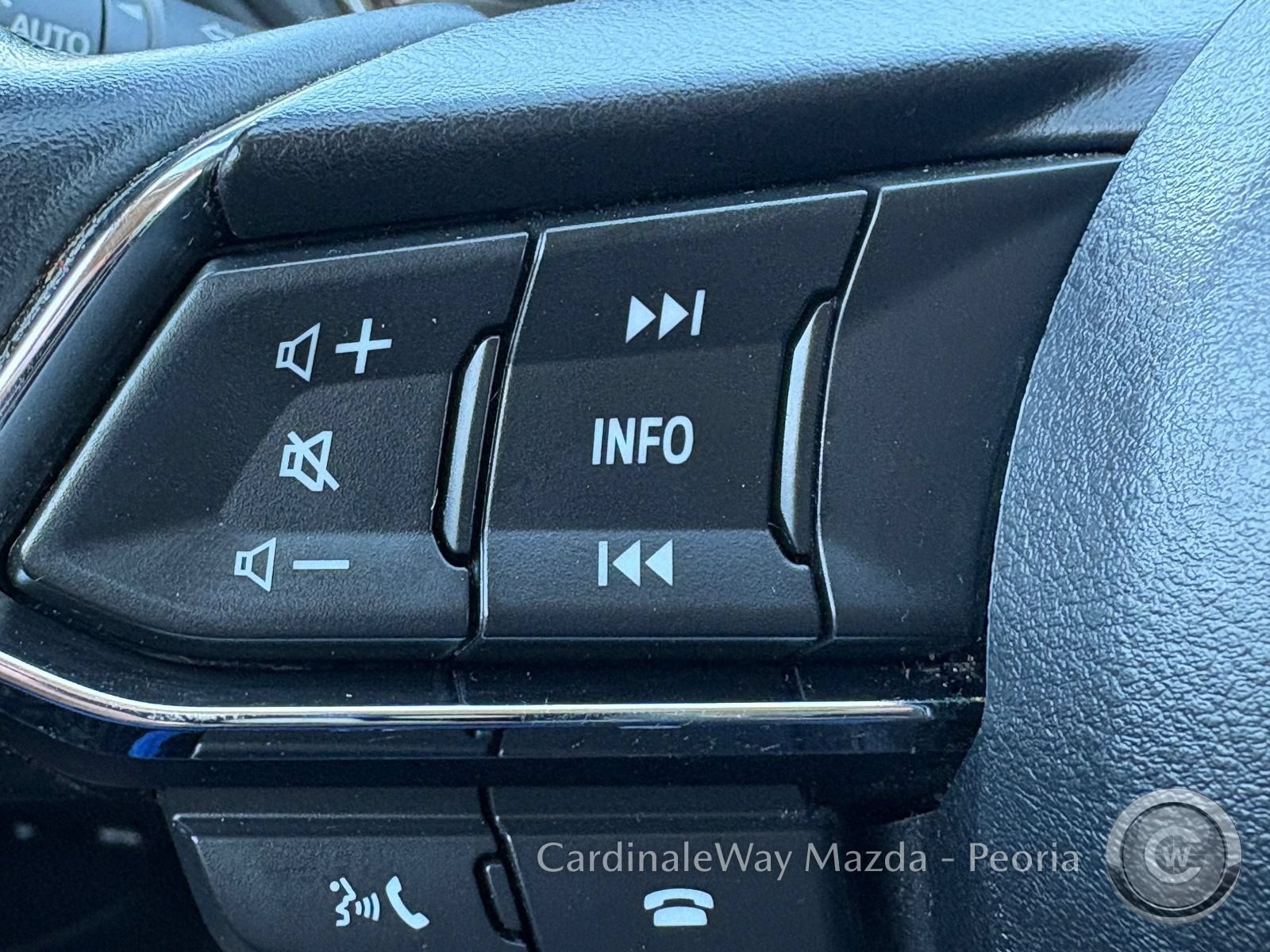Used 2025 MAZDA CX-5 AWD 2.5 S w/ Preferred Package image 25