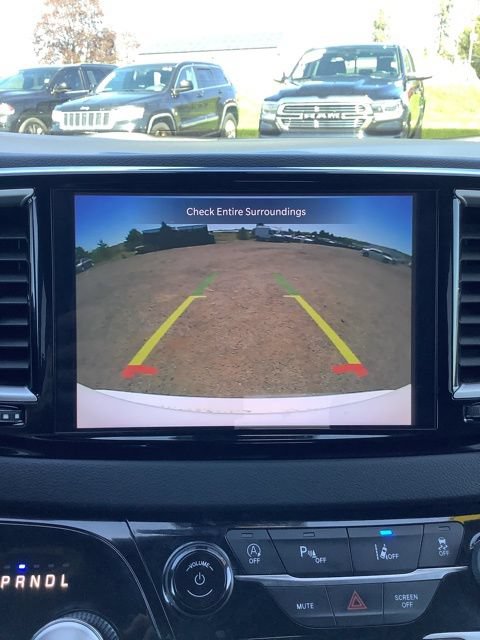 Certified 2025 Chrysler Pacifica Select FWD image 25