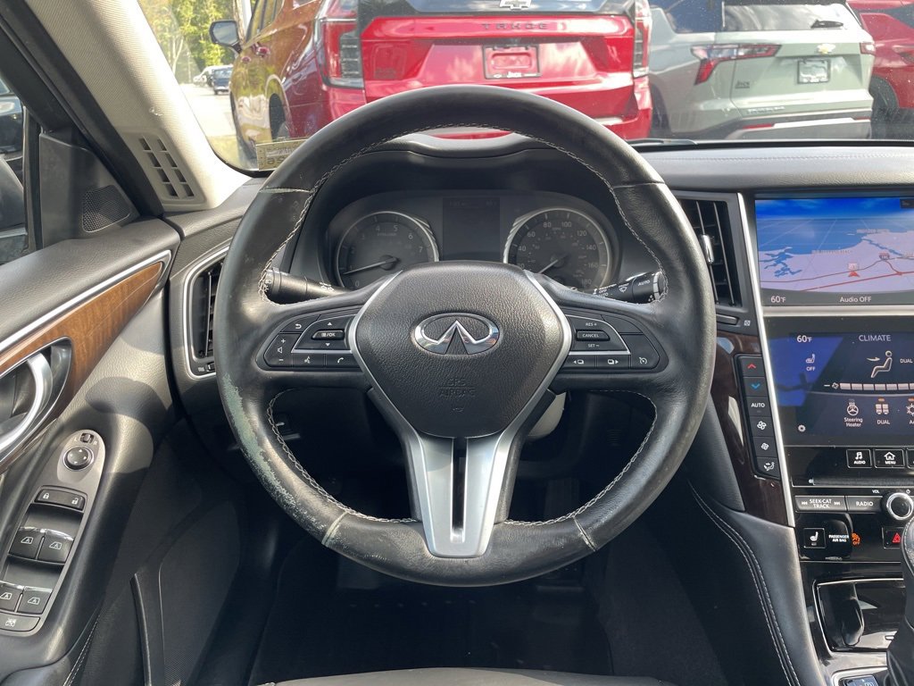 Used 2018 INFINITI Q50 Luxe w/ Essential Package (3.0T Luxe) image 12