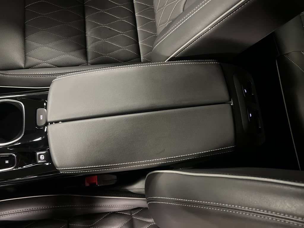 Certified 2023 Buick Envision Avenir AWD/4WD image 27