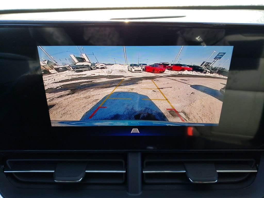 New 2026 Chevrolet Trax ACTIV w/ Sunroof Package image 18