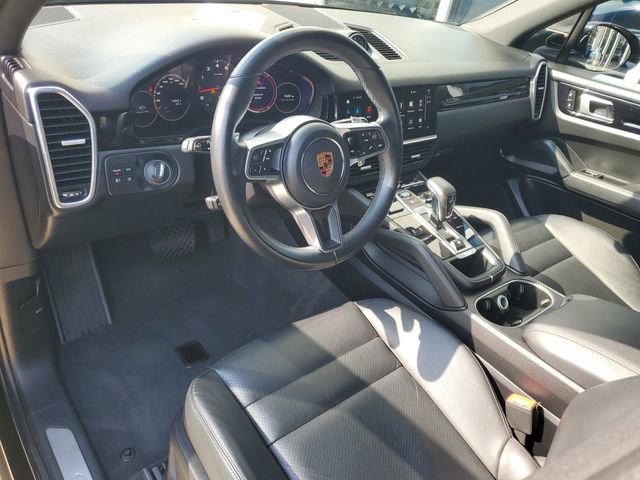 Used 2022 Porsche Cayenne Platinum Edition image 4