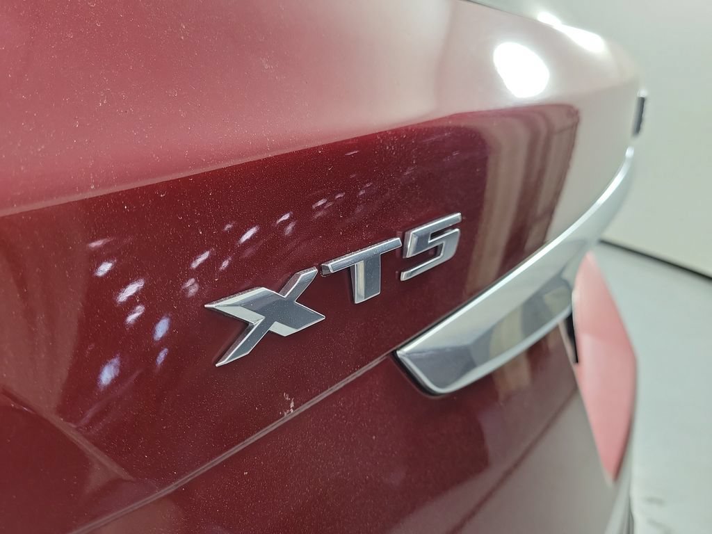 Certified 2023 Cadillac XT5 Luxury FWD image 5