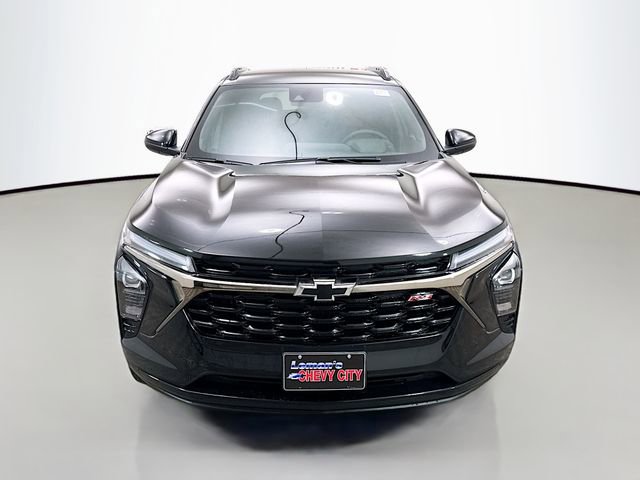 New 2026 Chevrolet Trax RS image 2