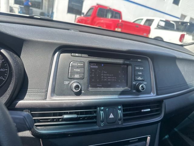 Used 2016 Kia Optima LX image 23