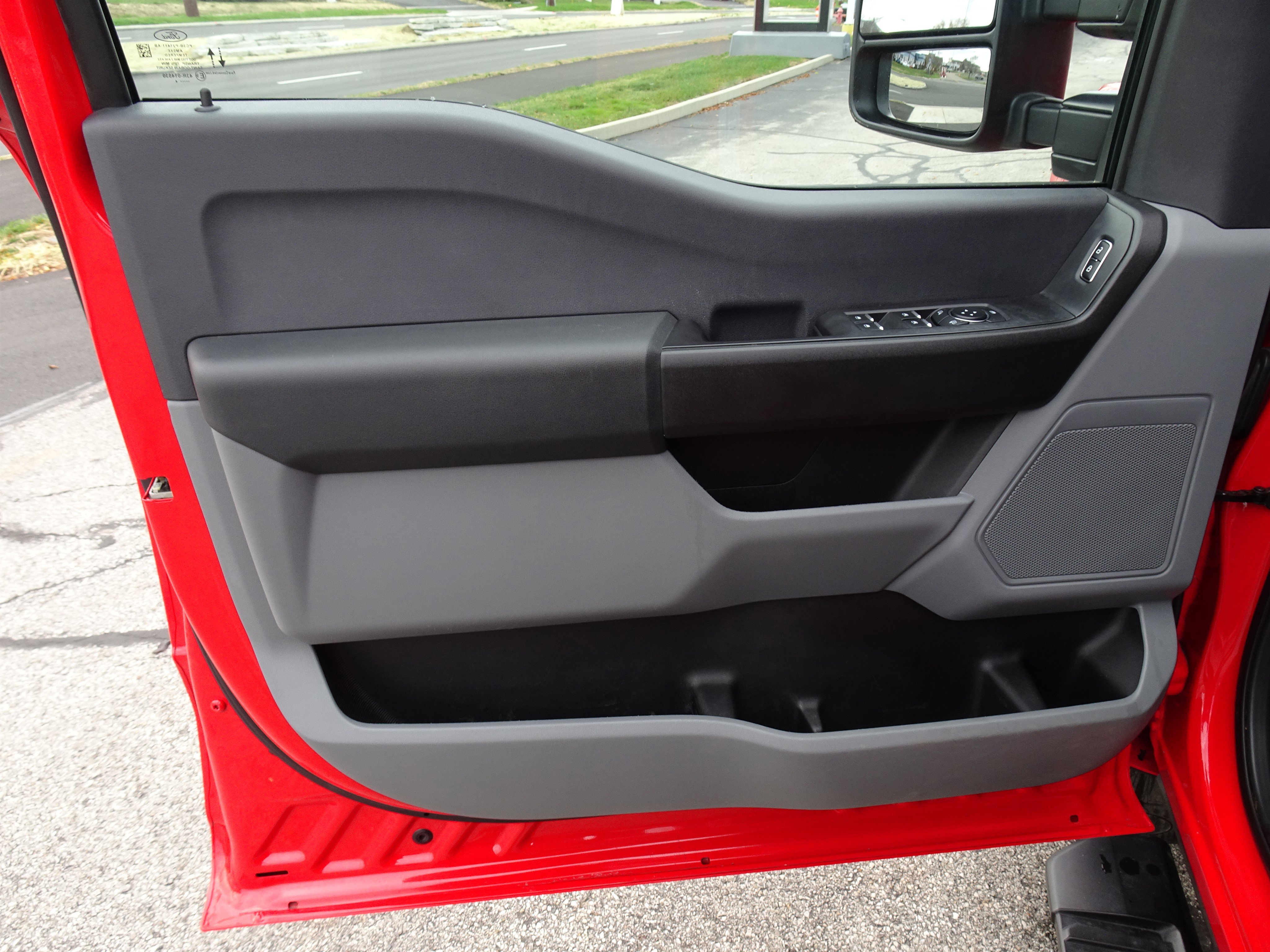 Used 2024 Ford F350 XL w/ Snow Plow Prep Package image 14