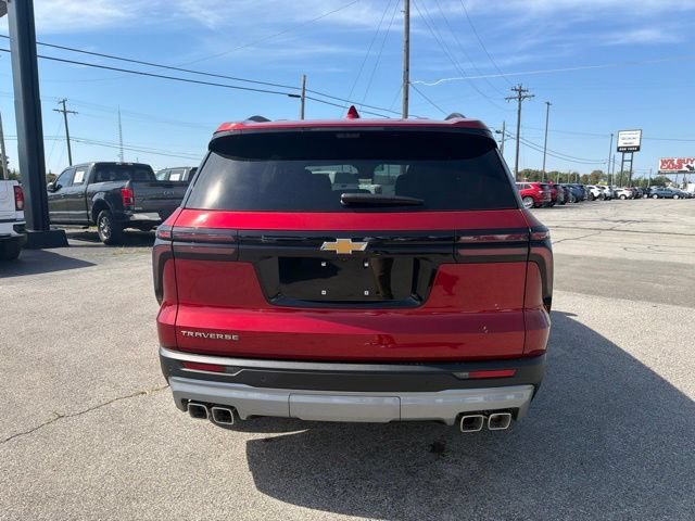 New 2027 Chevrolet Traverse LT w/ Driver Confidence Package FWD image 7