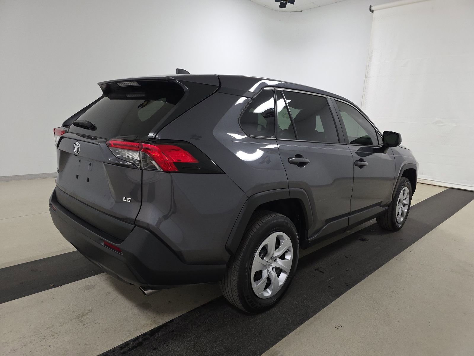 Used 2024 Toyota RAV4 LE image 3