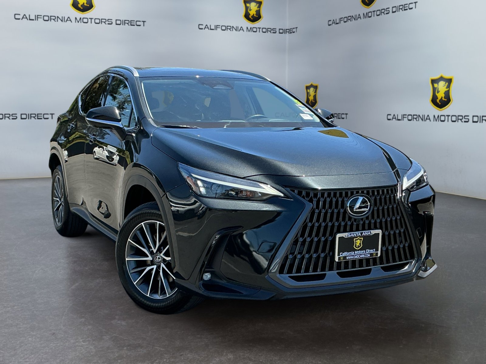 Used 2024 Lexus NX 350h AWD w/ Vision Package image 3