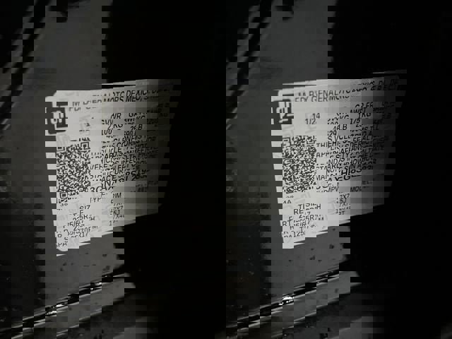 Certified 2025 Chevrolet Equinox LT image 34