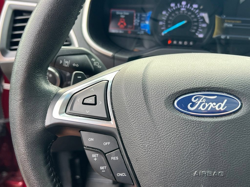 Used 2019 Ford Edge SEL w/ Equipment Group 201A AWD/4WD image 21
