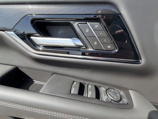 New 2026 GMC Yukon XL Elevation w/ Elevation Premium Package AWD/4WD image 22