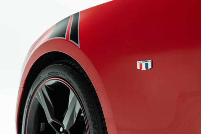 Used 2018 Chevrolet Camaro SS image 20