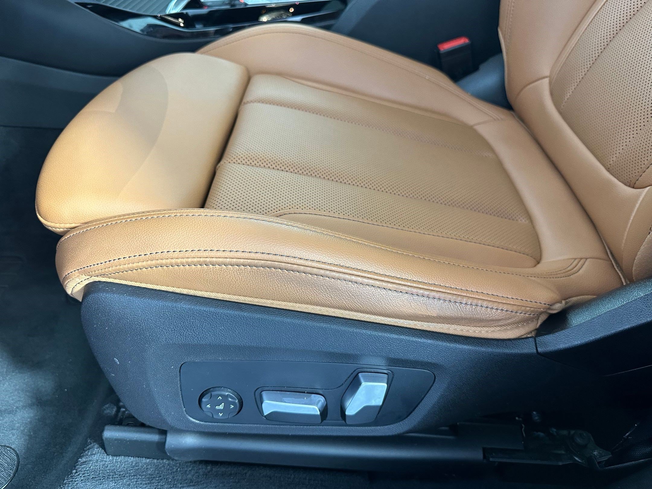 Certified 2023 BMW X3 xDrive30i w/ Premium Package image 11