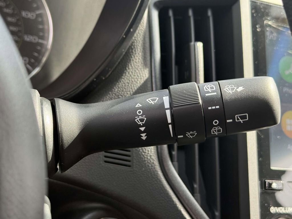 Used 2021 Subaru Crosstrek 2.5i Sport w/ Moonroof Package image 27