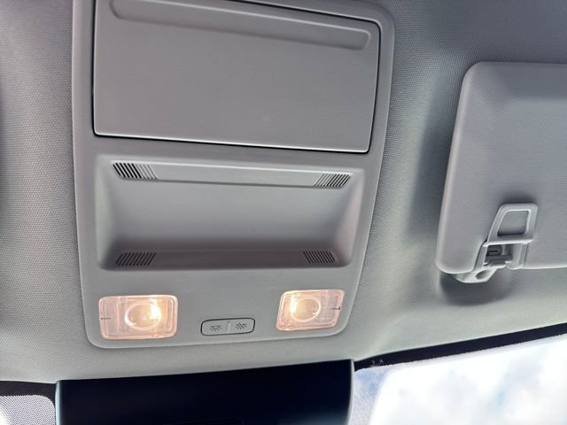 Used 2025 Ford Maverick XL image 33