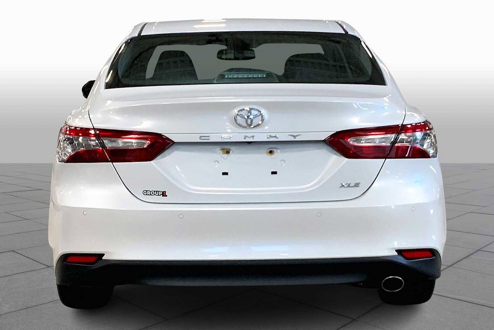 Used 2018 Toyota Camry XLE image 4