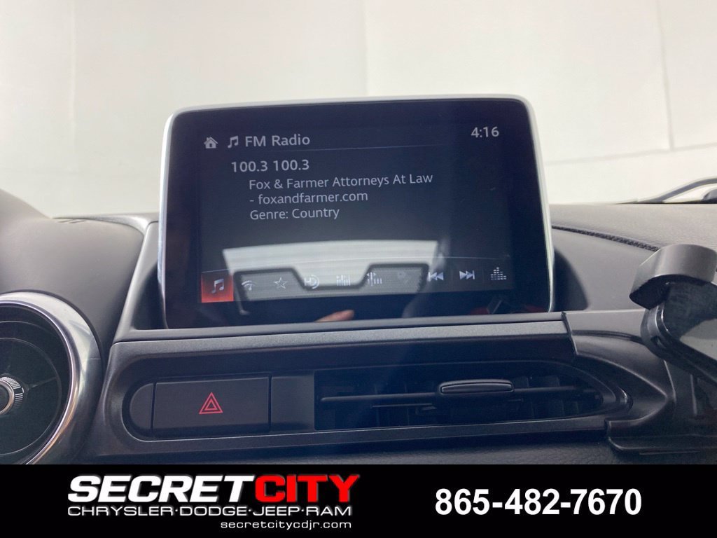 Used 2019 FIAT 124 Spider Abarth w/ Navigation & Sound Group RWD image 21