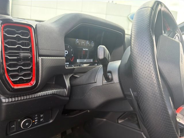 Used 2025 Ford Ranger Raptor AWD/4WD image 19