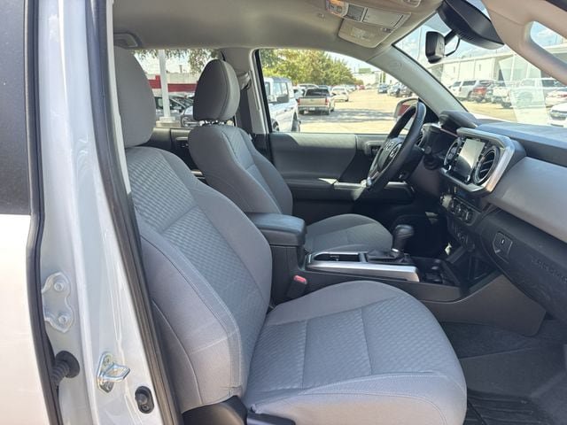 Used 2023 Toyota Tacoma SR5 RWD image 29