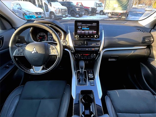 Used 2024 Mitsubishi Eclipse Cross SE image 16