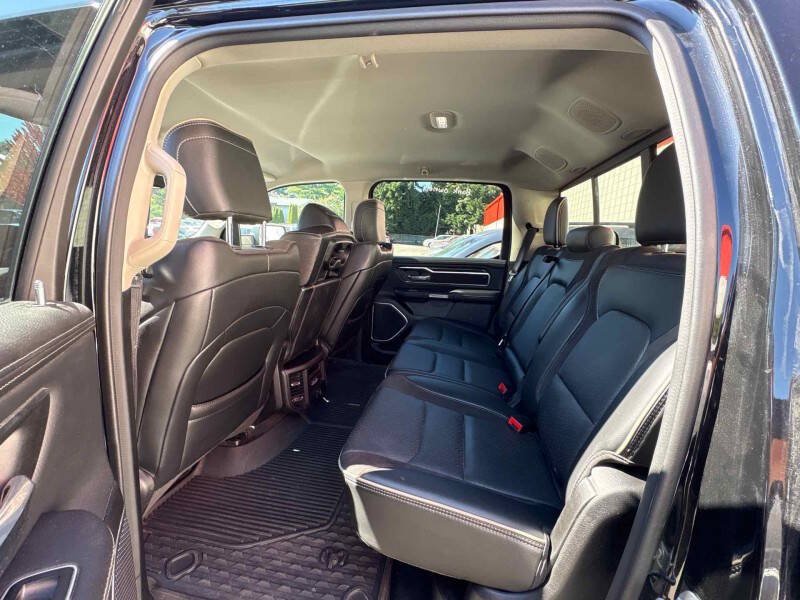 Used 2022 RAM 1500 Laramie AWD/4WD image 9