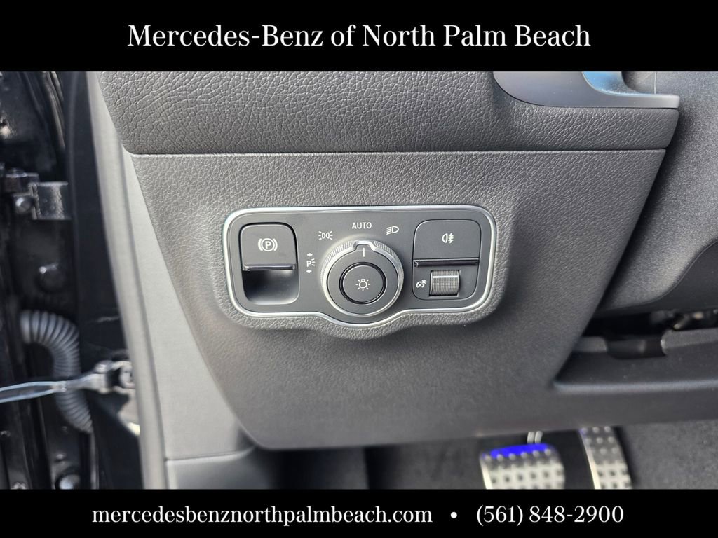 New 2026 Mercedes-Benz GLB 35 AMG 4MATIC image 19