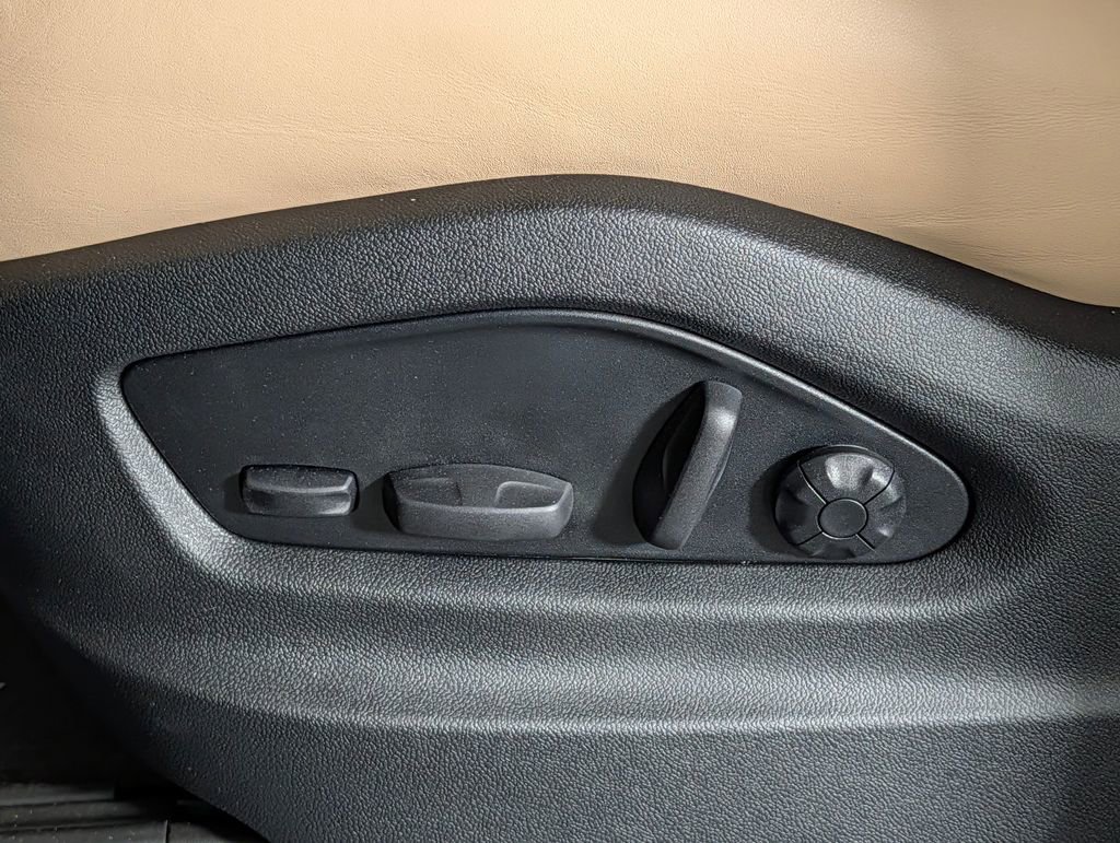 New 2026 Porsche Cayenne Coupe image 31