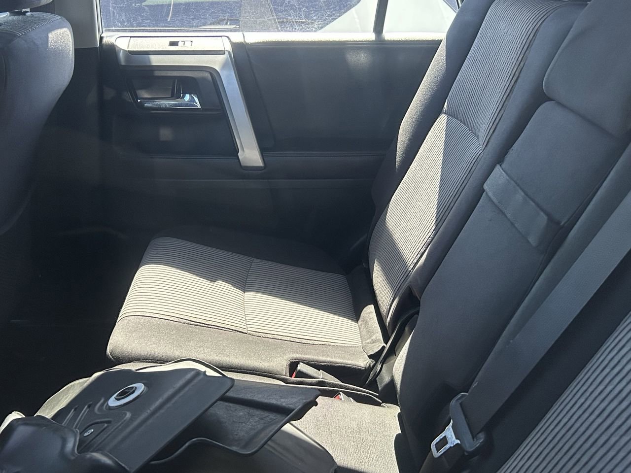 Used 2016 Toyota 4Runner SR5 AWD/4WD image 11