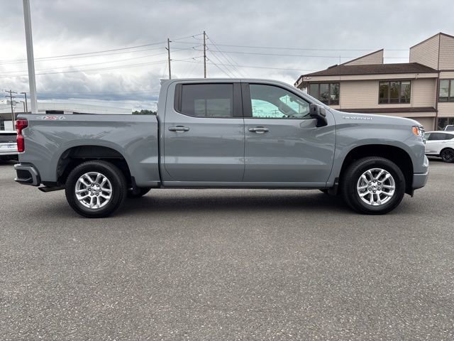 Used 2024 Chevrolet Silverado 1500 RST AWD/4WD image 4