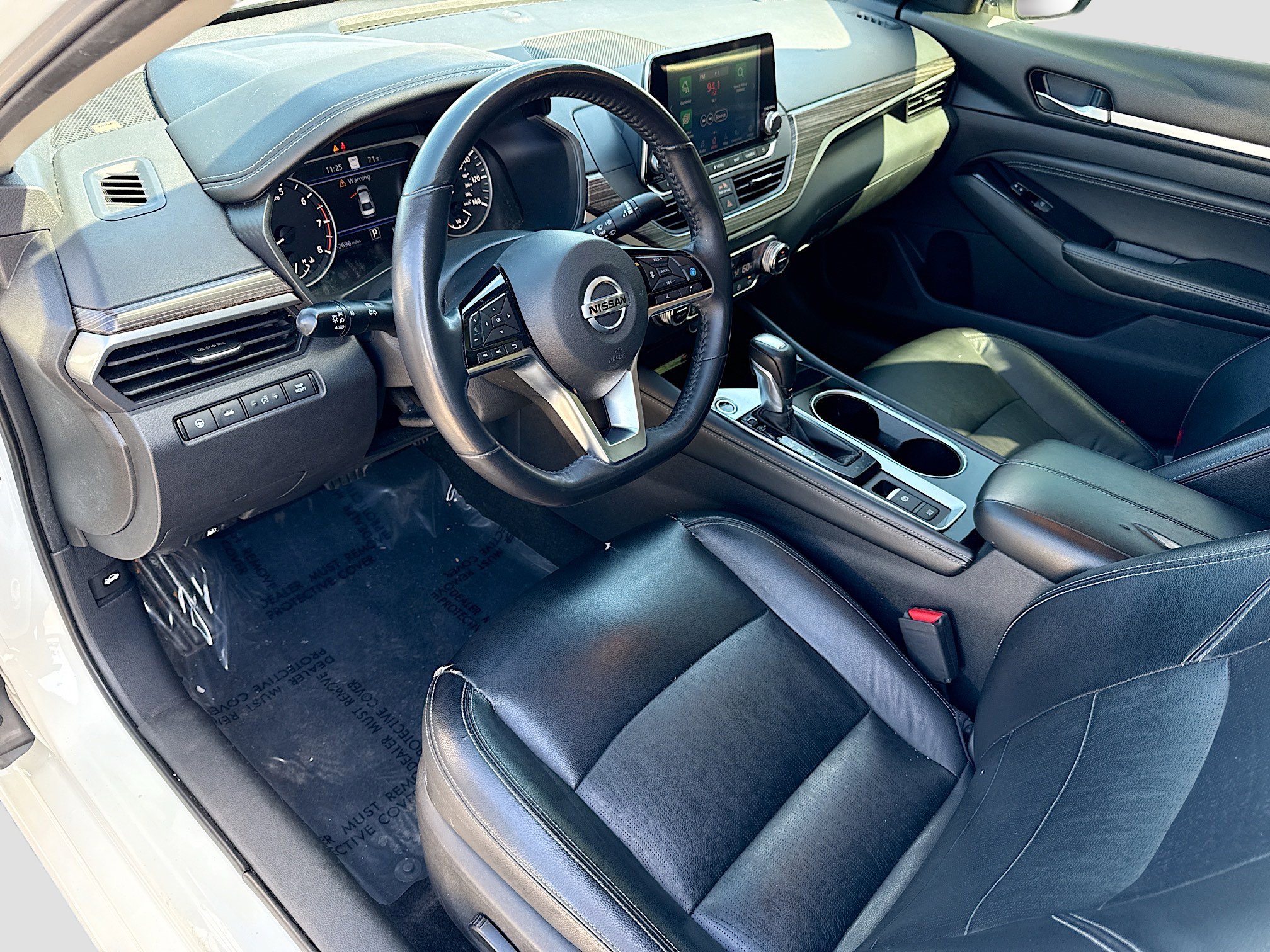 Used 2020 Nissan Altima 2.5 Platinum image 23