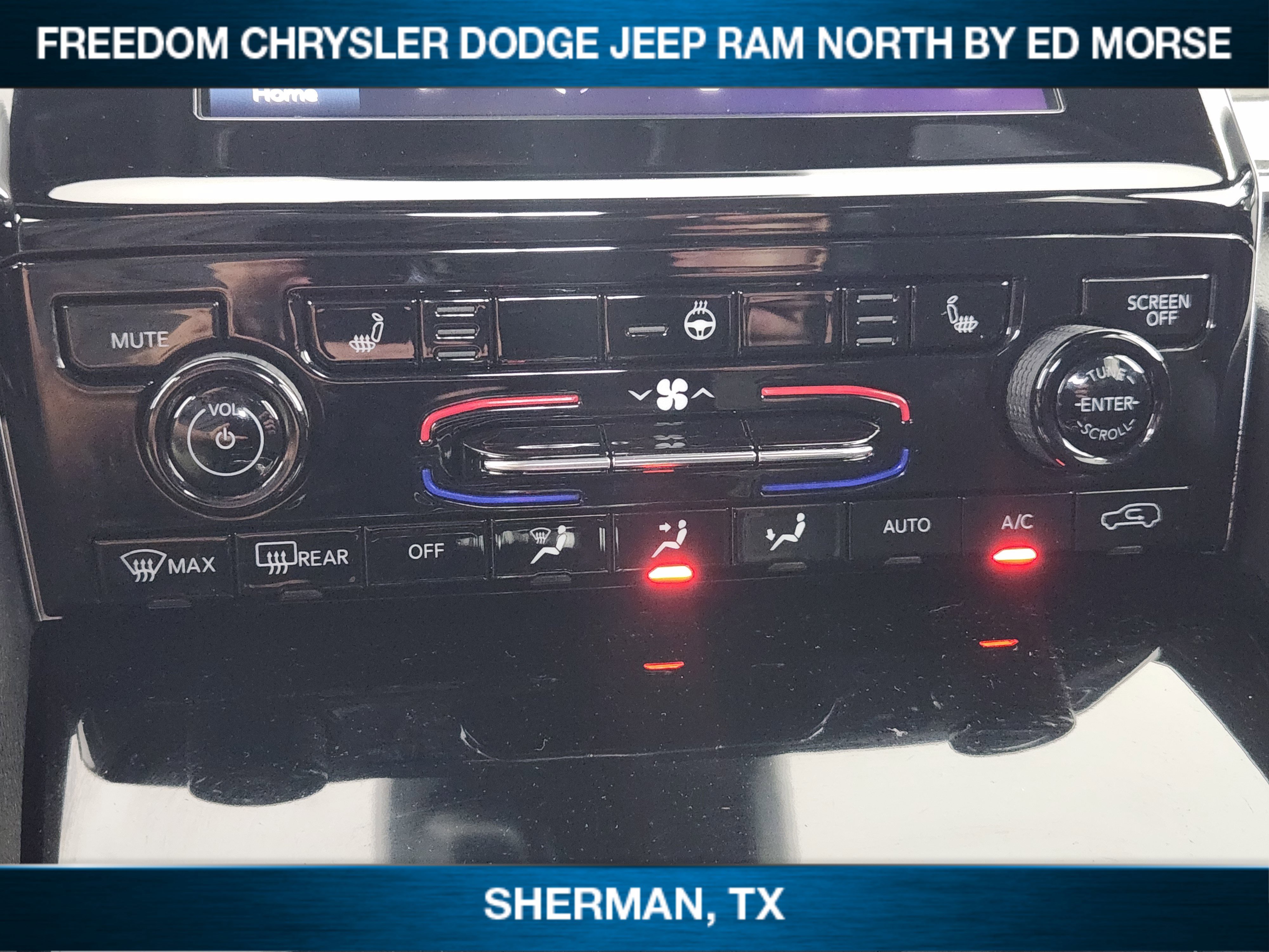 Used 2023 Jeep Grand Cherokee Altitude RWD image 14