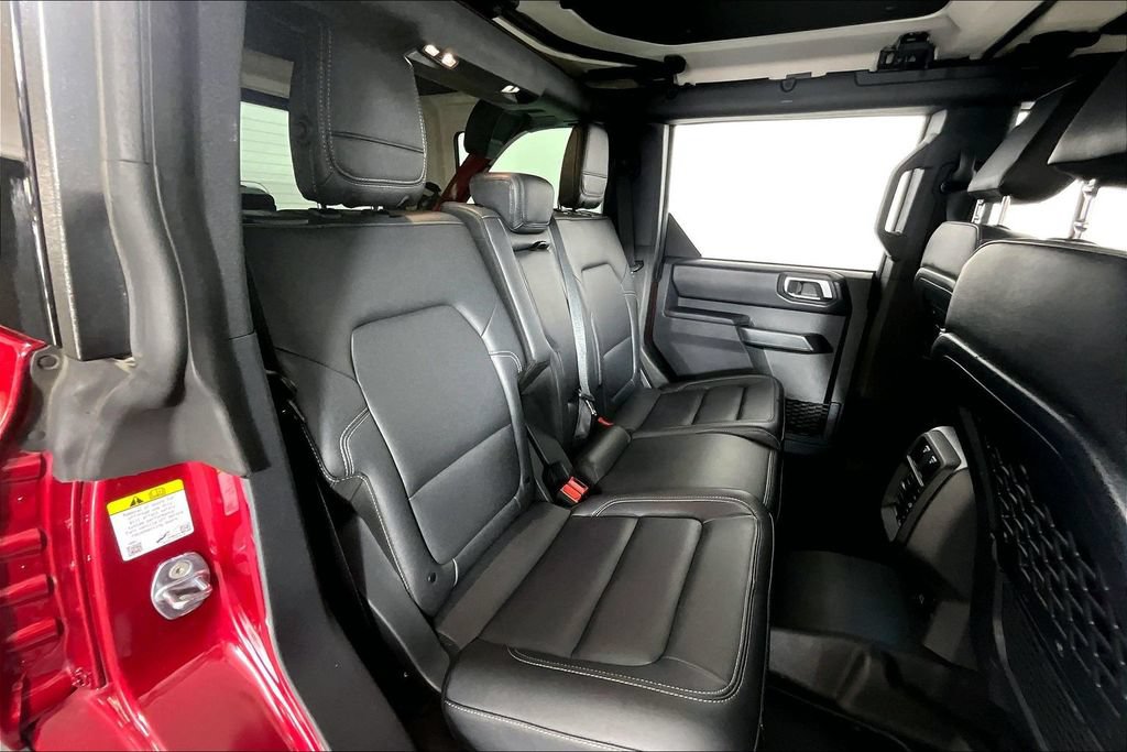 Used 2025 Ford Bronco Badlands AWD/4WD image 27
