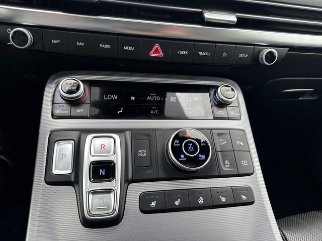 Used 2024 Hyundai Palisade Calligraphy image 31