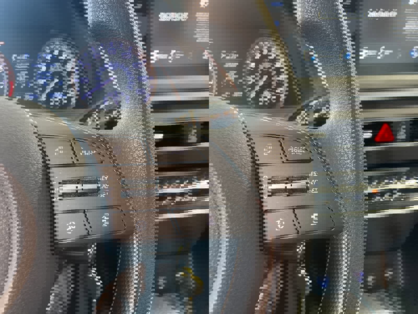 Used 2021 Hyundai Sonata SE w/ Cargo Package image 23