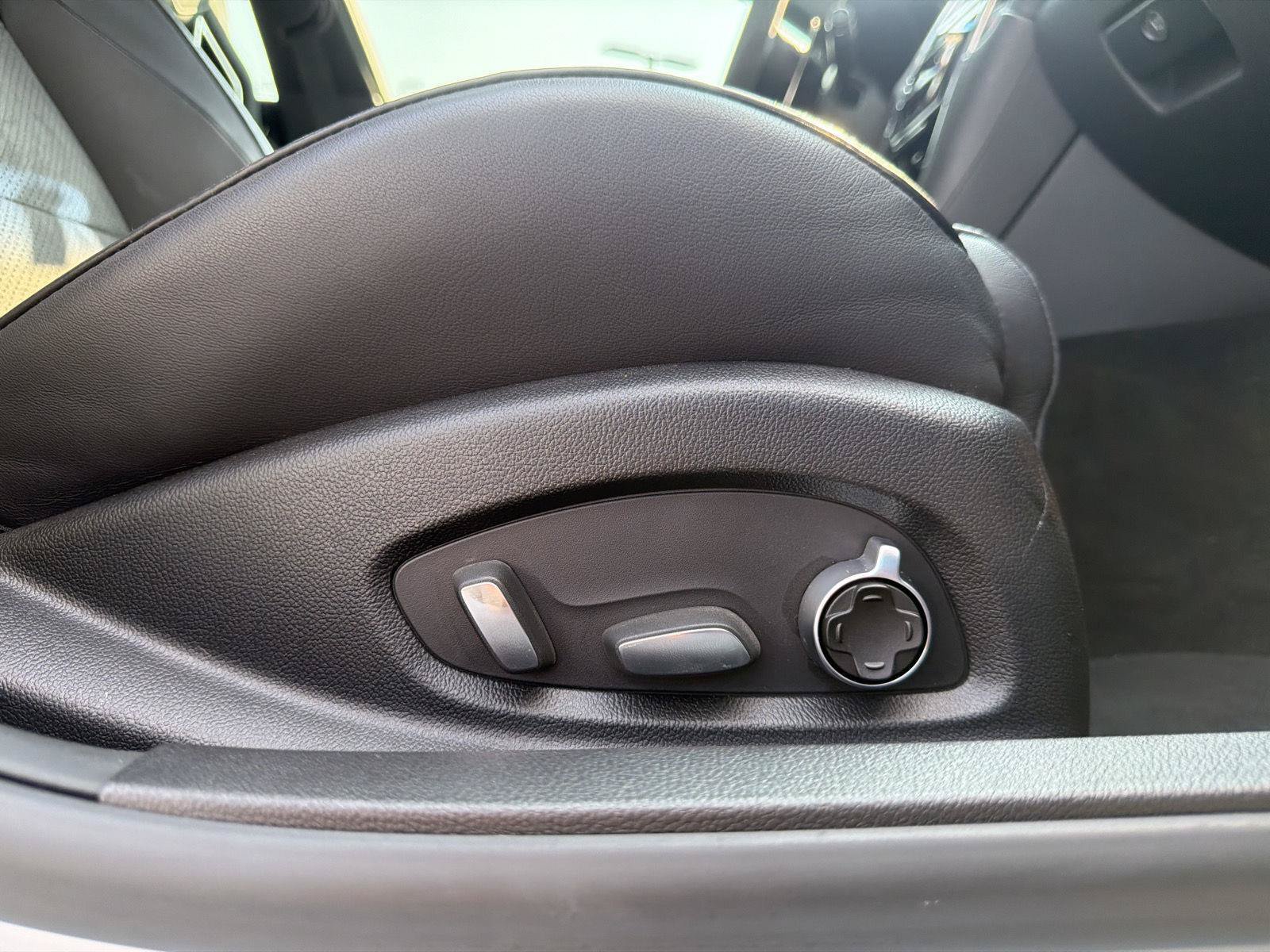 Used 2016 Cadillac ATS V RWD image 42