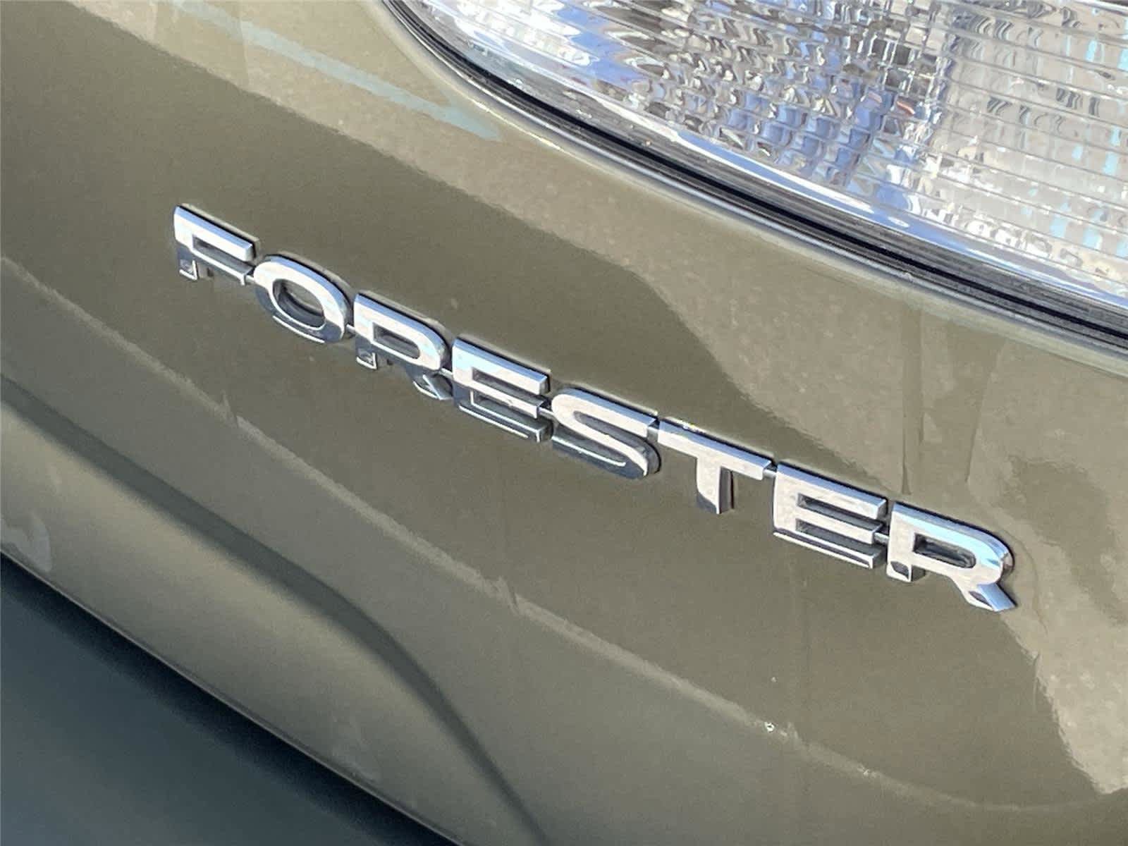 Certified 2023 Subaru Forester Premium AWD/4WD image 8