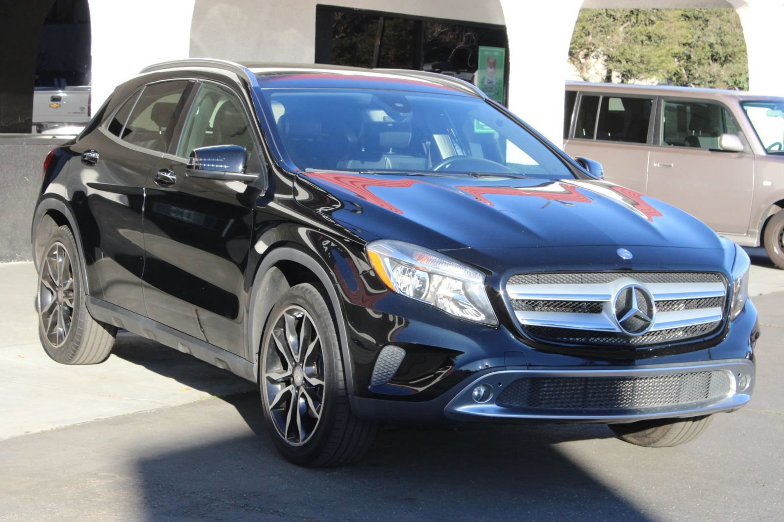 Used 2016 Mercedes-Benz GLA 250 4MATIC image 2
