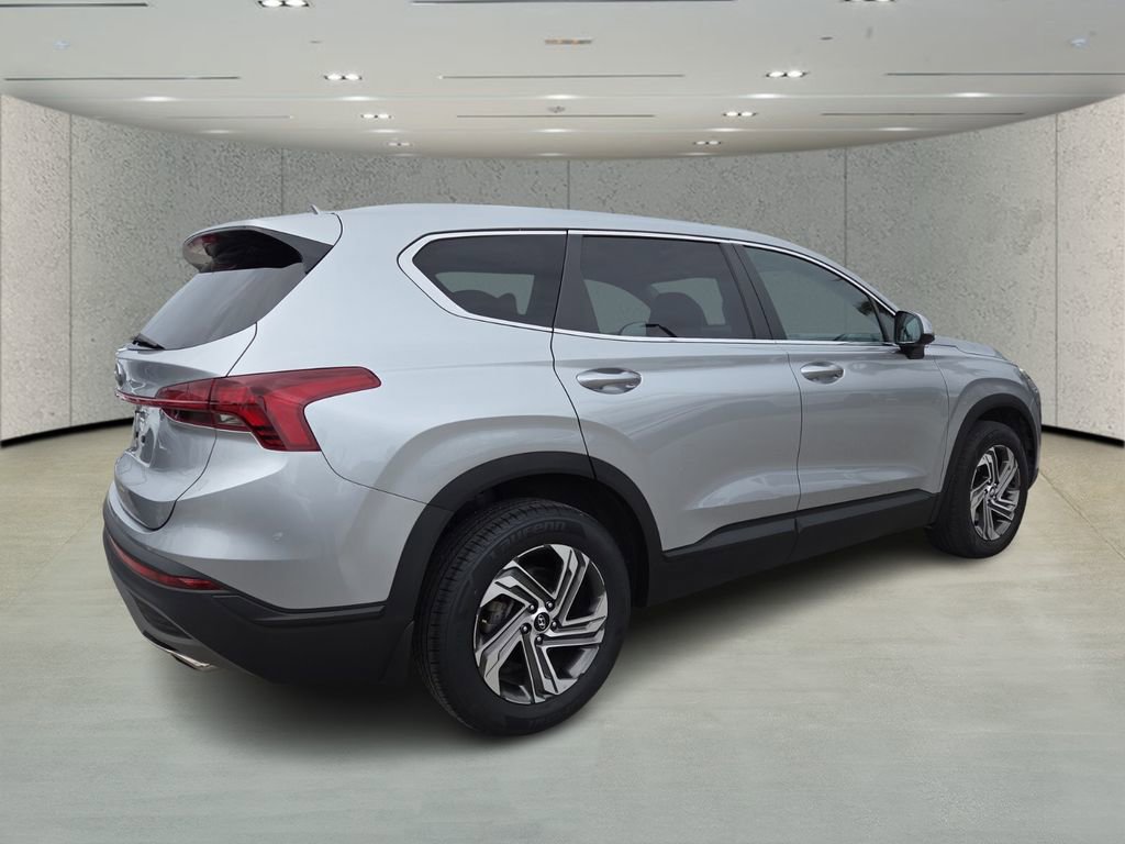 Used 2022 Hyundai Santa Fe SE image 3