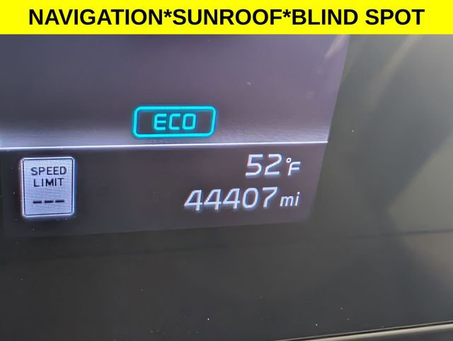 Used 2023 Kia Niro EX Touring FWD image 19