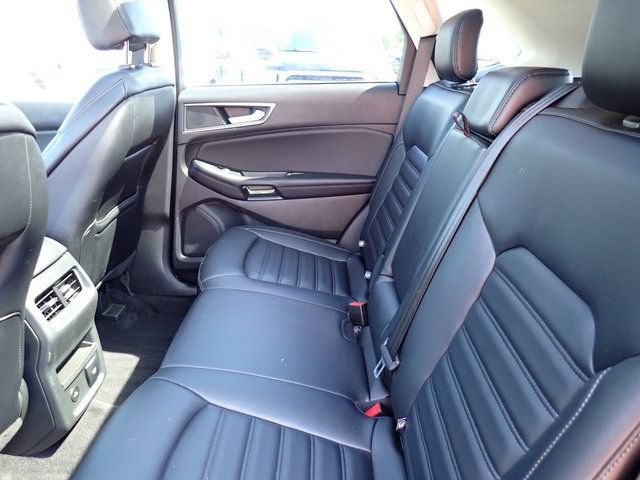 Used 2023 Ford Edge SEL w/ Convenience Package AWD/4WD image 18
