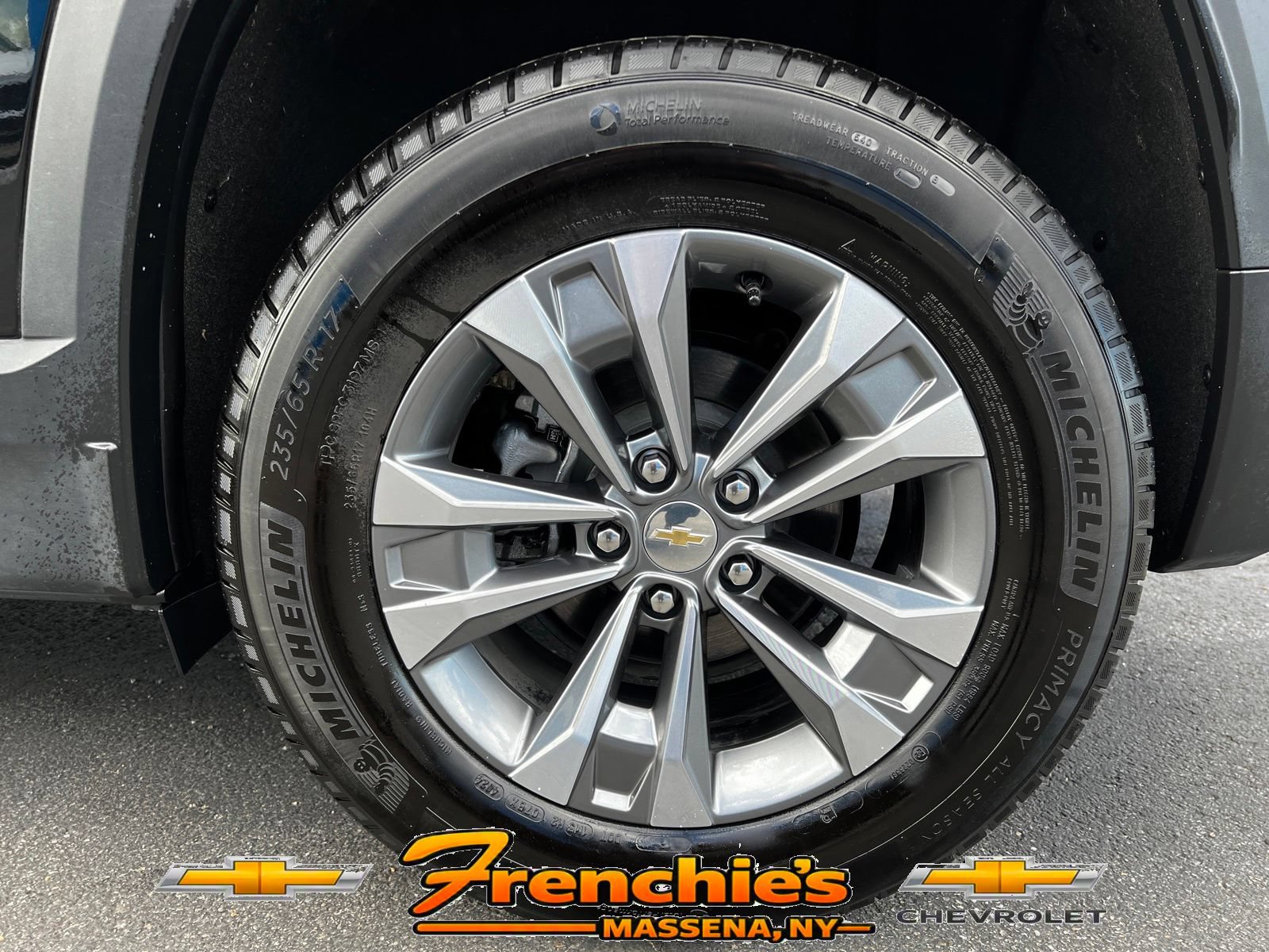 Used 2025 Chevrolet Equinox LT AWD/4WD image 6