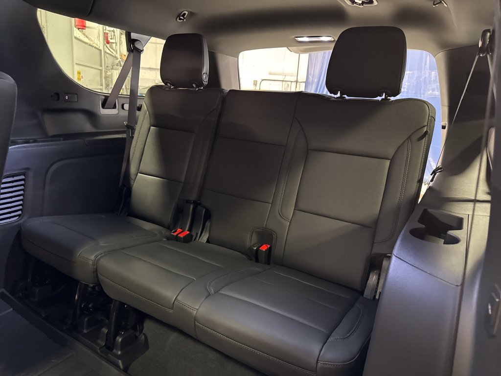 New 2026 Chevrolet Suburban LT w/ Comfort Package AWD/4WD image 44