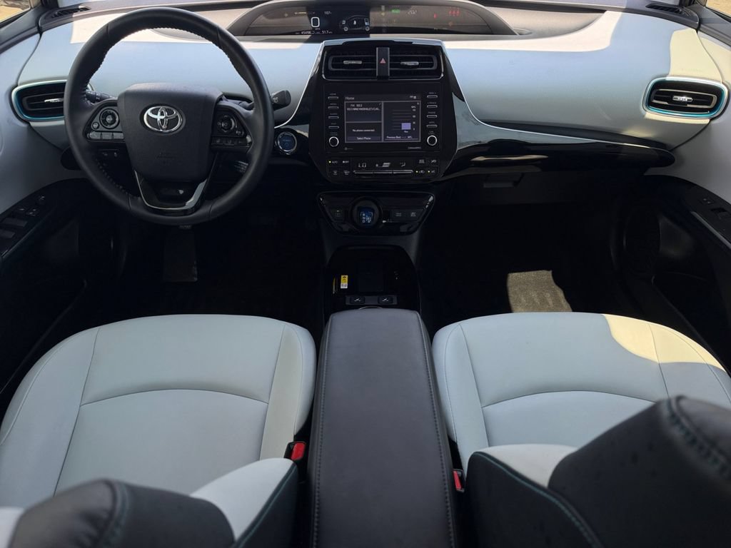 Used 2022 Toyota Prius XLE FWD image 16