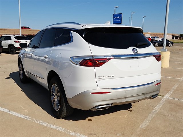 Used 2022 Buick Enclave Premium image 3