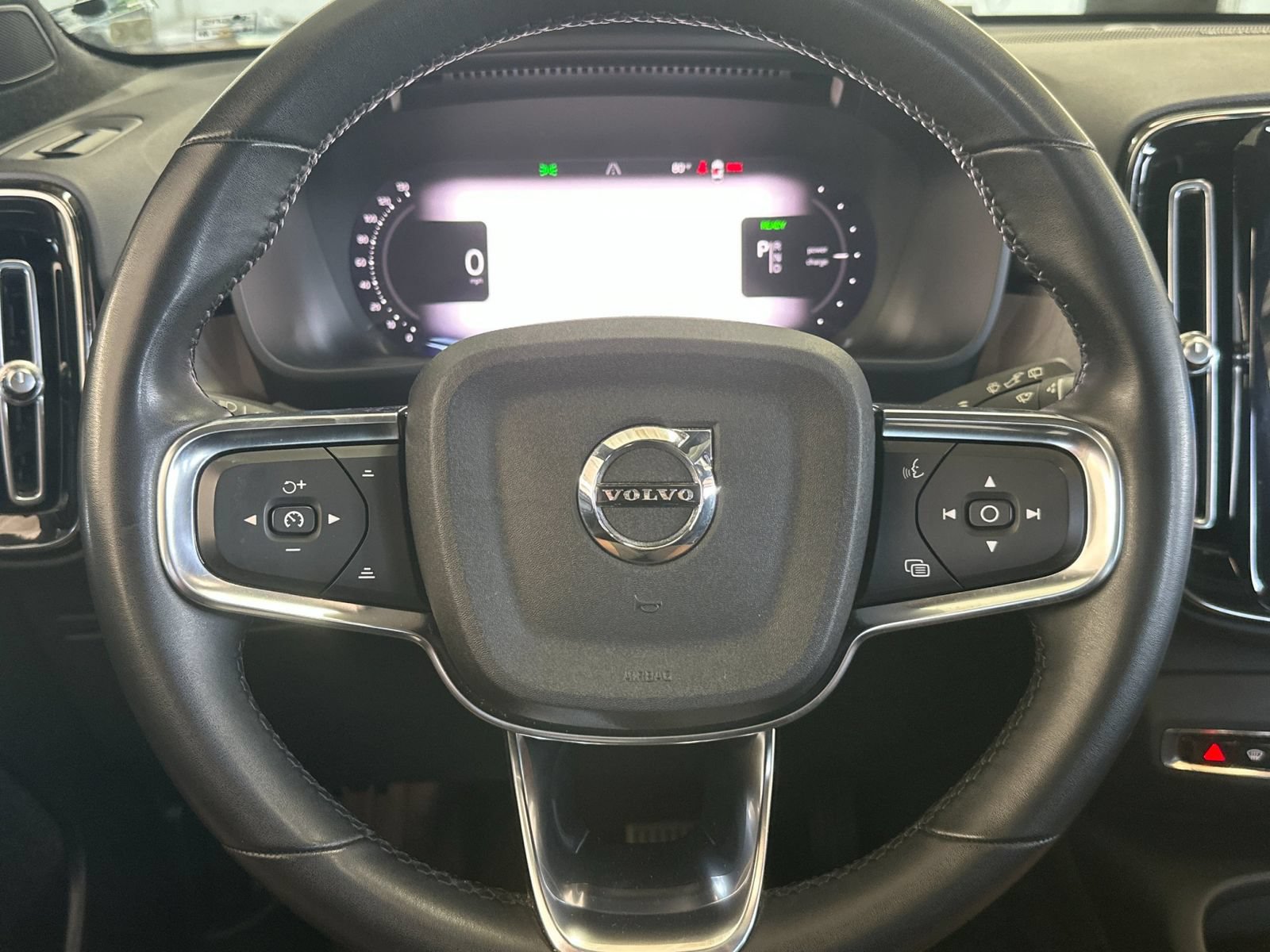 Certified 2023 Volvo XC40 Recharge Ultimate w/ Protection Package Premier AWD/4WD image 26