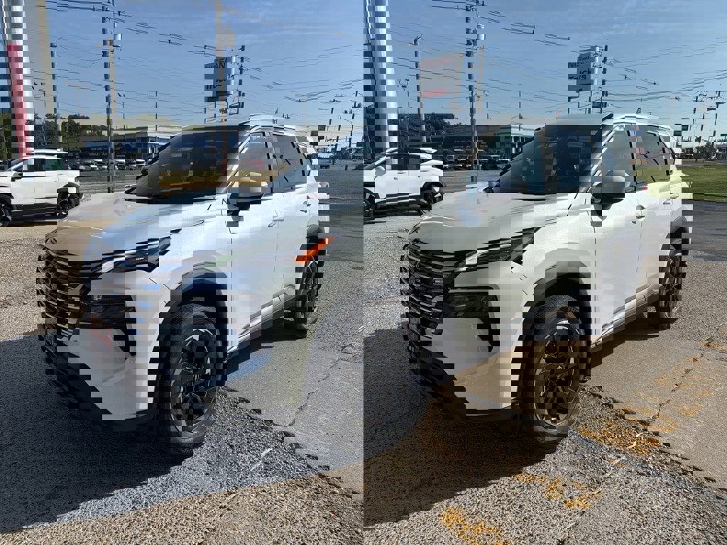 New 2026 Nissan Rogue SV image 8